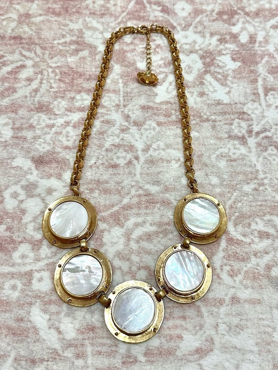 kate spade Jewelry - KATE SPADE ♠️ Mother Of Pearl “All Aboard” Necklace